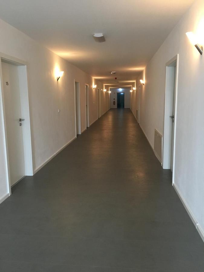 Stundenhotel Krieger Bueren  Zewnętrze zdjęcie